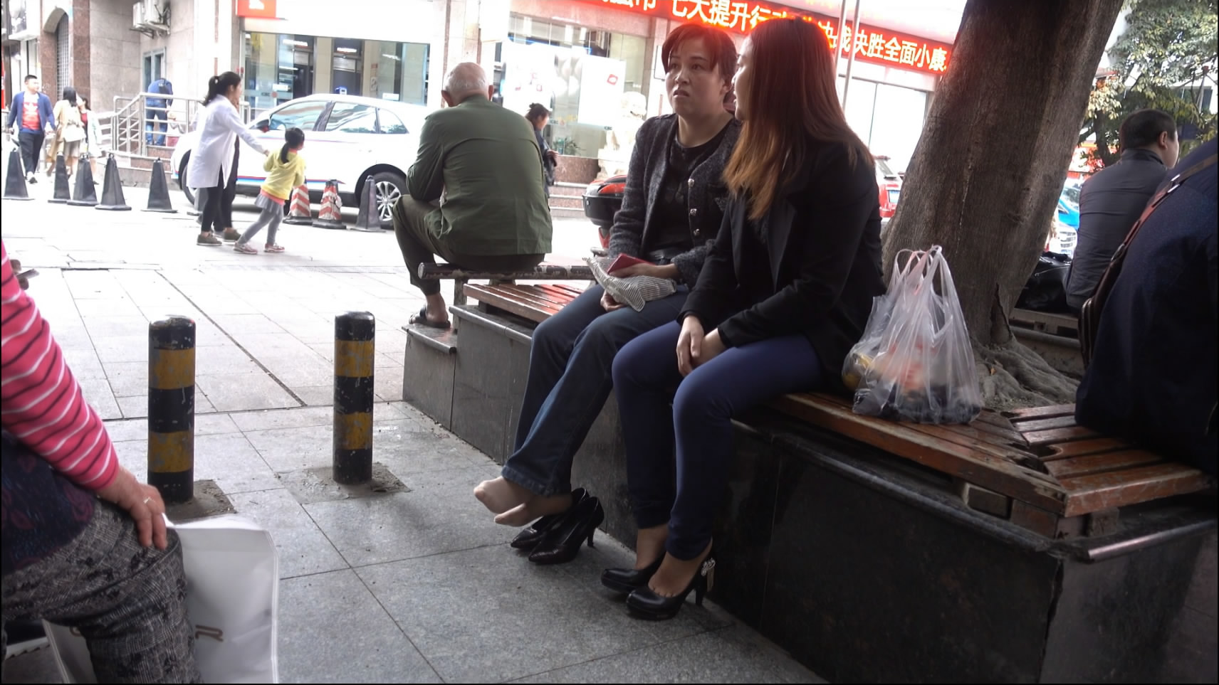 streetsnapnylon[00 00 50][20181205 222738 5]